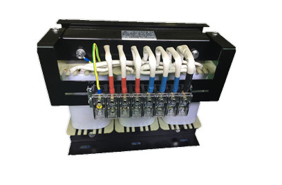 安裝三相變壓器時要注意什么事情？